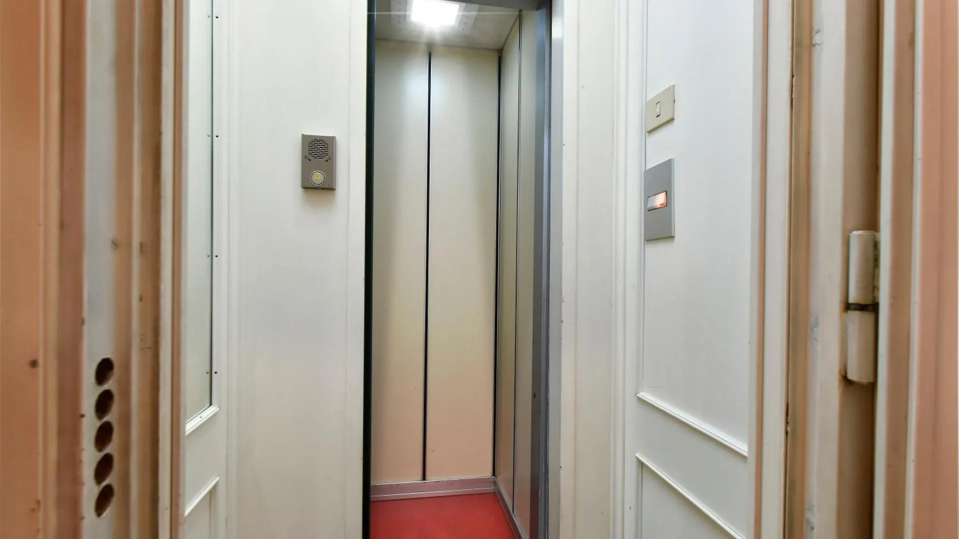 Apartament Trevi Charme Rzym
